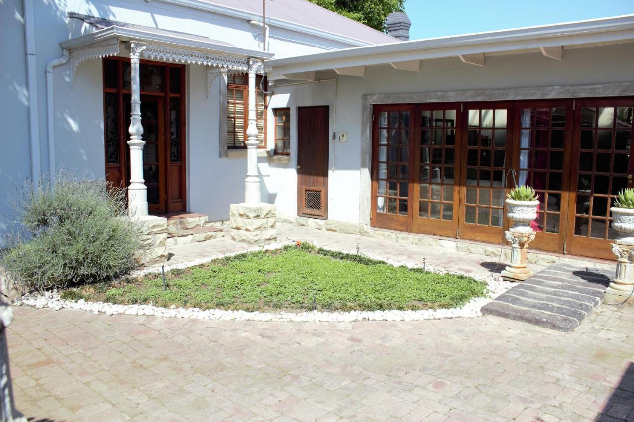 The Well Guesthouse/Retreat Kroonstad Extérieur photo